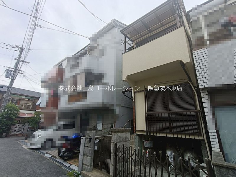 茨木市水尾1丁目　中古一戸建 現地写真（前面道路含む現地写真）