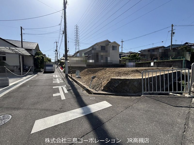 高槻市松が丘2丁目　売土地A区画 現地写真（前面道路含む現地写真）