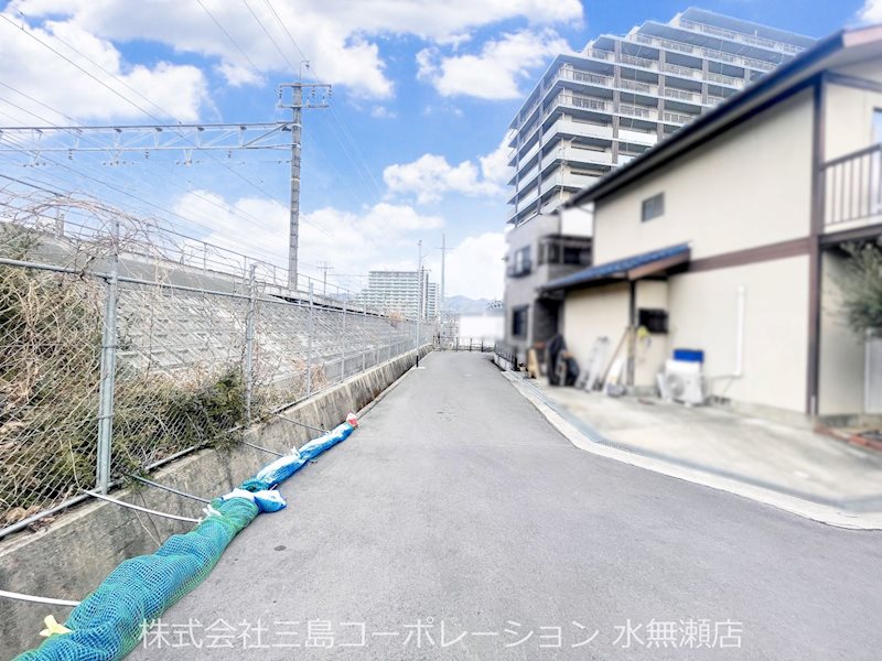 島本町青葉3丁目 新築一戸建 現地写真（前面道路含む現地写真）