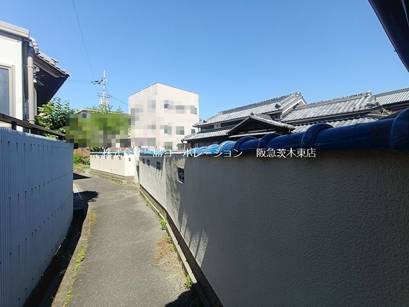 茨木市上野町 売土地 現地写真（前面道路含む現地写真）