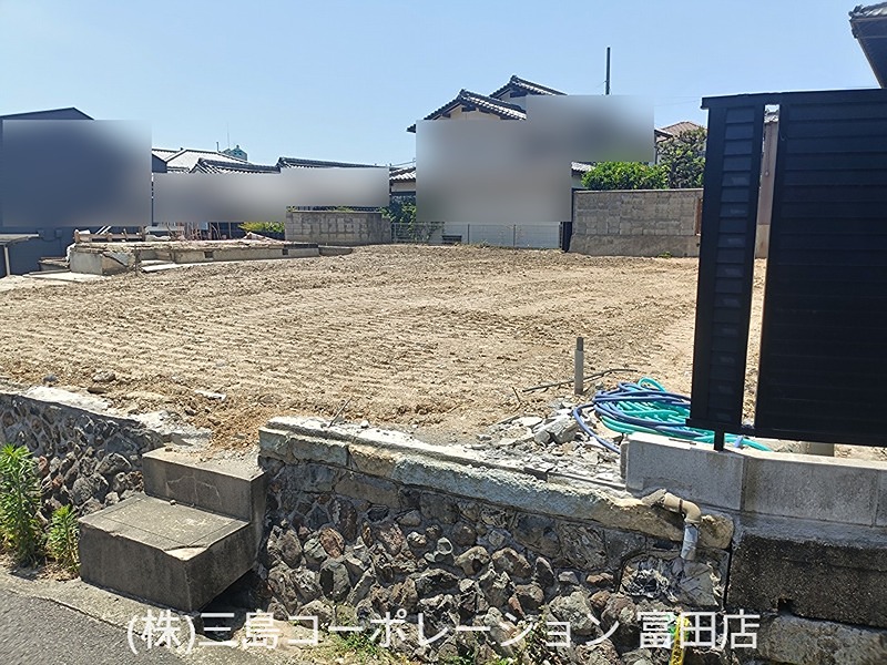 高槻市富田町6丁目　売土地　1号地 明るい日差しが降り注ぐ、開放的な住環境で新生活を始めませんか。お好みのハウスメーカーで夢のマイホームを実現してください。