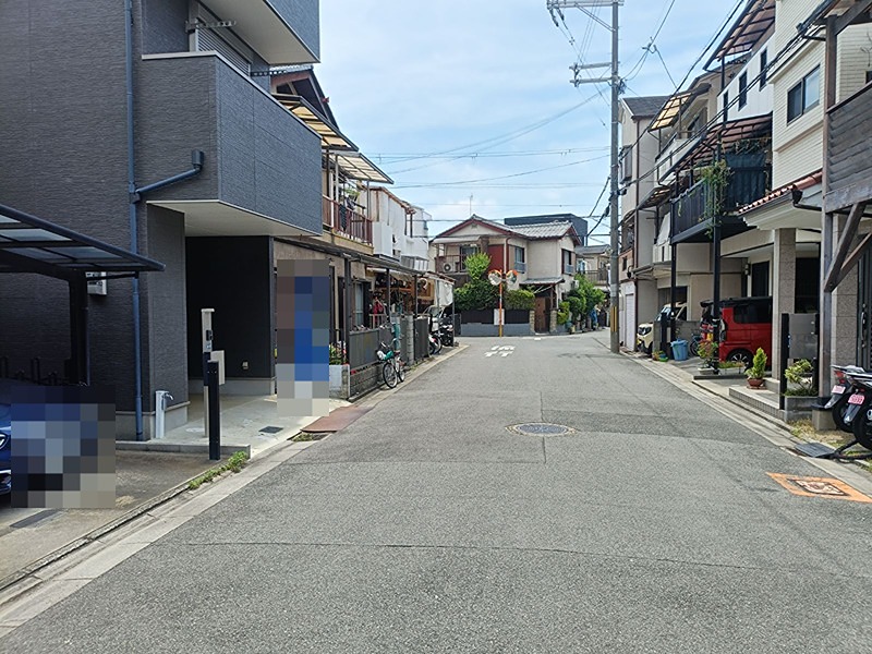 摂津市新在家1丁目　中古一戸建  現地写真（前面道路含む現地写真）