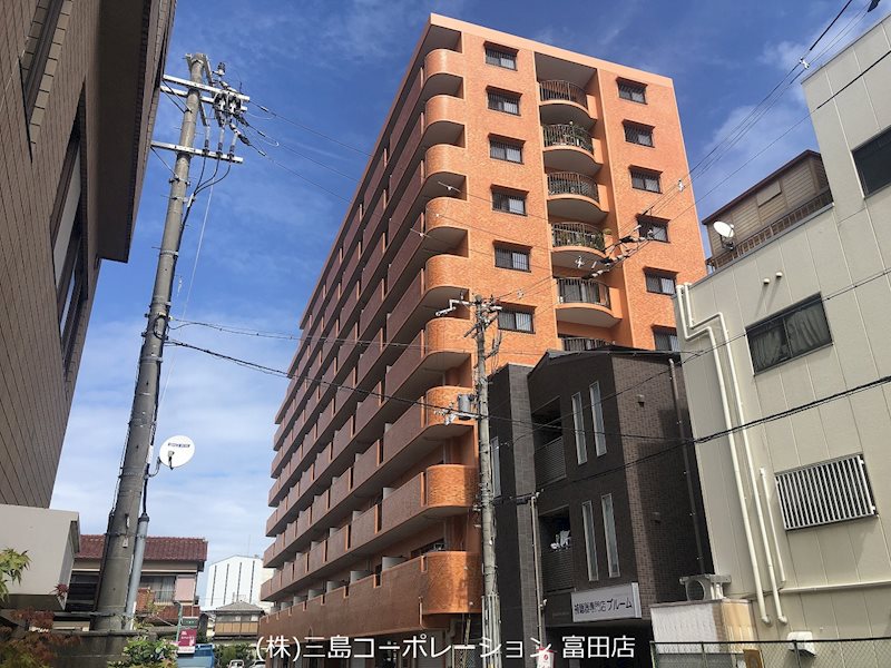 ライオンズマンション高槻  JR京都線「摂津富田」駅徒歩4分、阪急京都線「富田」駅徒歩3分の快適アクセス