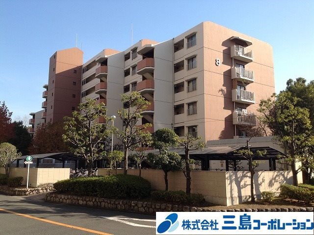 白川高層住宅8号棟 阪急「茨木市」駅バス9分　バス停徒歩2分