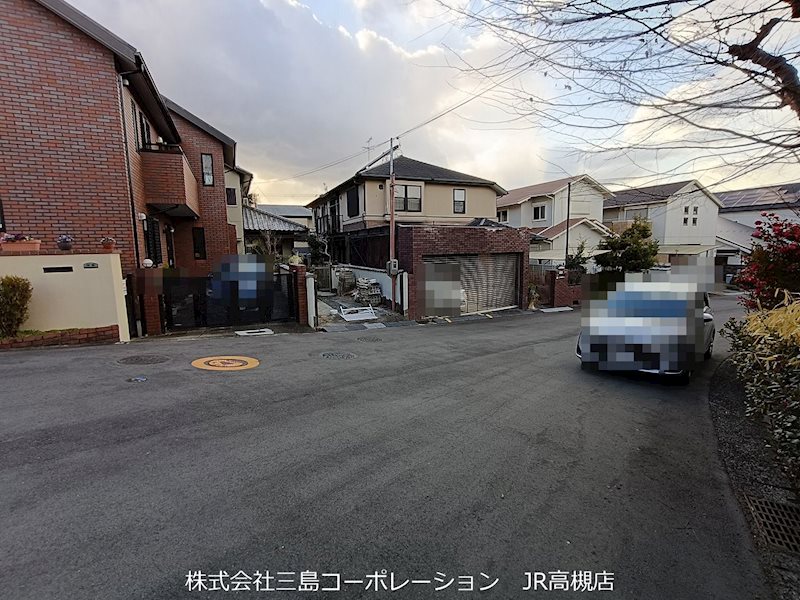 高槻市南平台2丁目　売土地 現地写真（前面道路含む現地写真）