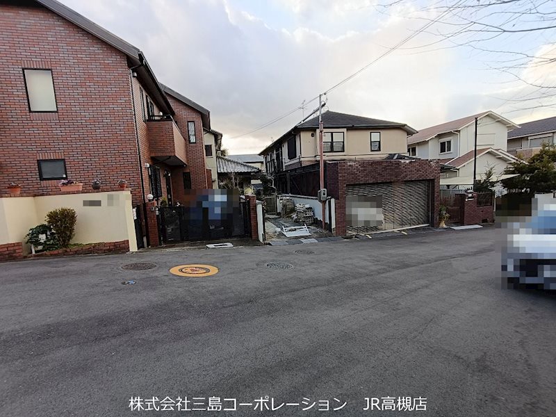 高槻市南平台2丁目　売土地 現地写真（前面道路含む現地写真）
