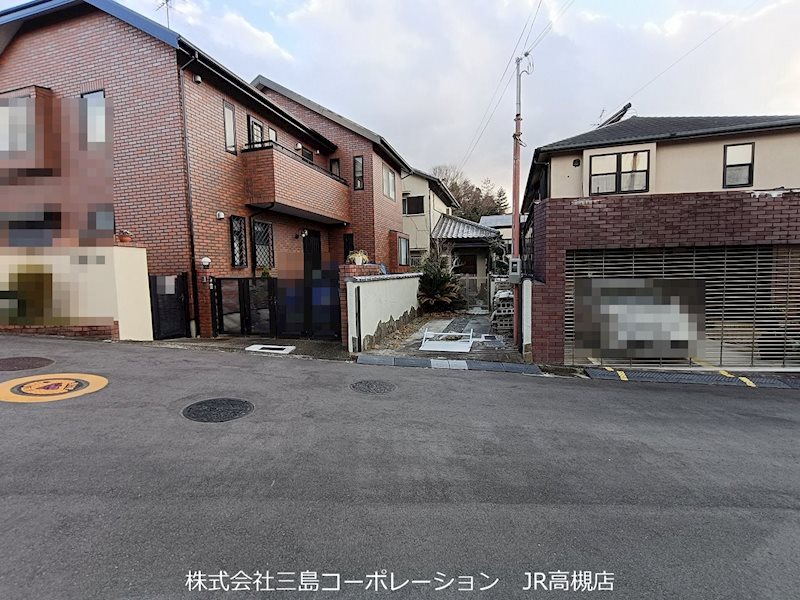 高槻市南平台2丁目　売土地 現地写真（前面道路含む現地写真）