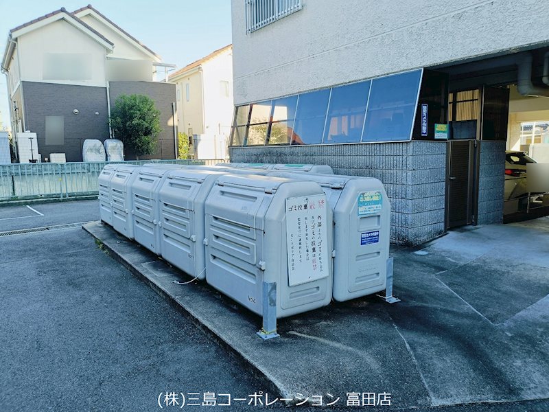 高槻セントポリア  ゴミ置場