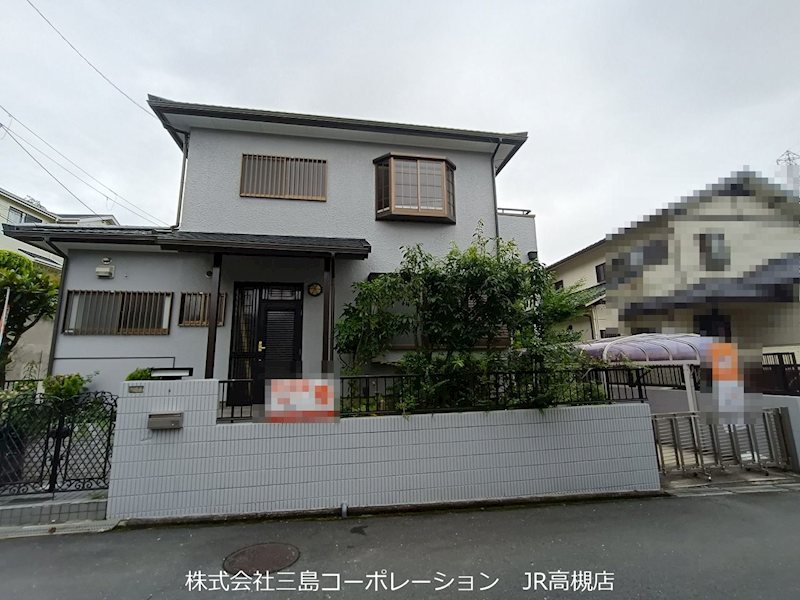 高槻市日吉台三番町　中古一戸建 現地写真（前面道路含む現地写真）