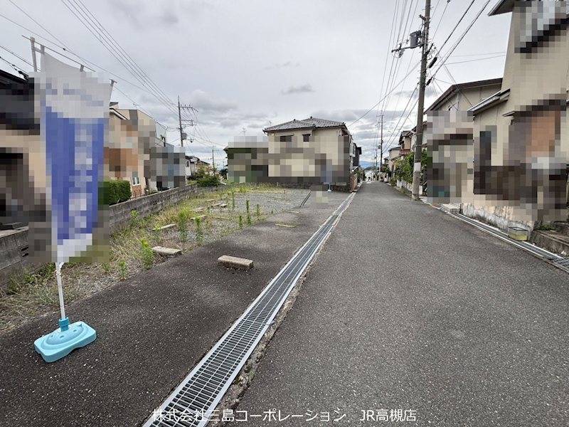 高槻市松が丘4丁目　建築条件付売土地 現地写真（前面道路含む現地写真）