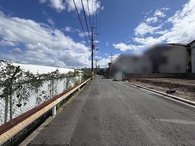 高槻市川添１丁目　売土地 前面道路含む