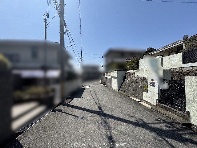 高槻市大和１丁目　売土地 前面道路