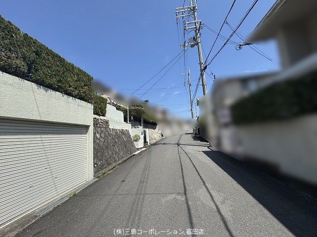 高槻市大和１丁目　売土地 前面道路