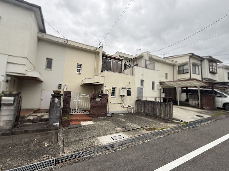 茨木市山手台4丁目　中古テラスハウス 現地写真