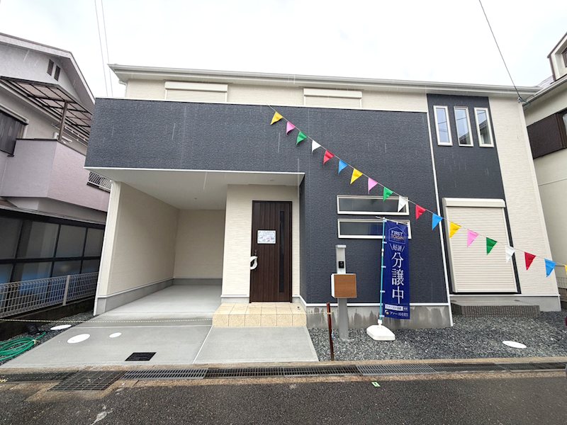 敷地面積約30.56坪 南向き