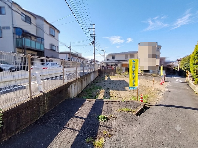 茨木市上野町　売土地 南側道路にて通風・陽当り良好
