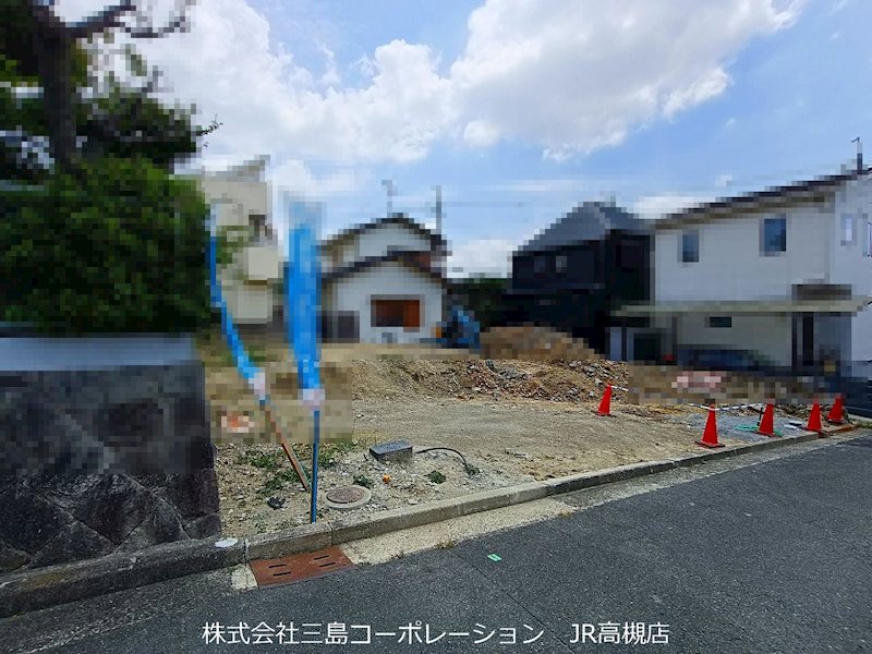 高槻市真上町5丁目　新築一戸建1号棟 現地写真（前面道路含む現地写真）
