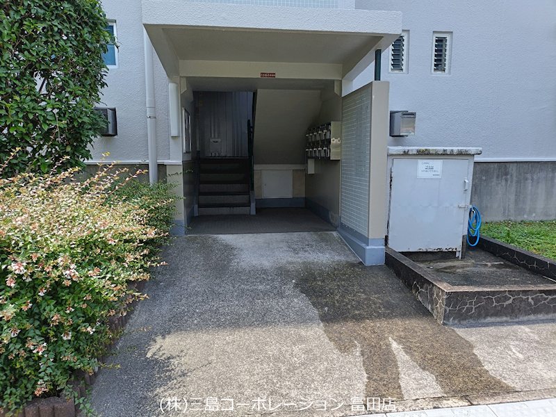 富田第二住宅64号棟   エントランス