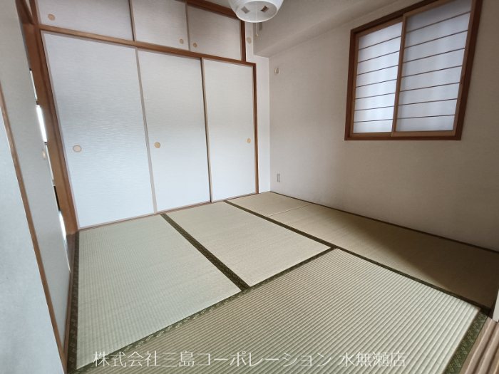 ライオンズマンション水無瀬第3 内観写真（リビング以外の居室）