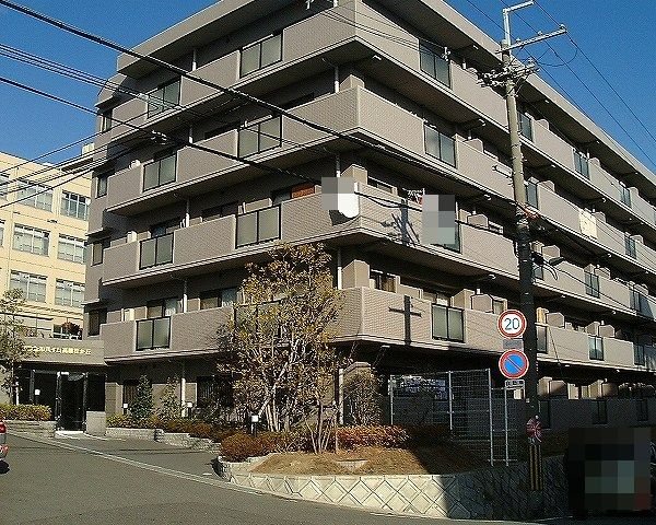 エンゼルハイム高槻松が丘 現地写真