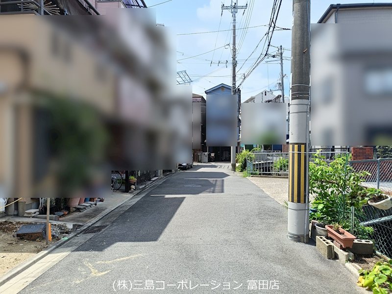 高槻市桜ケ丘北町　新築一戸建 前面道路