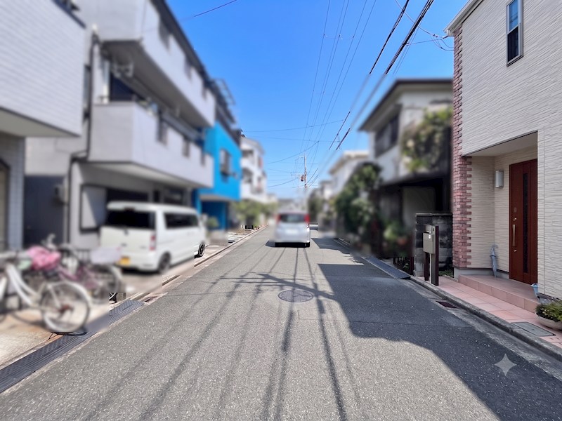 茨木市沢良宜東町 中古一戸建 現地写真（前面道路含む現地写真）