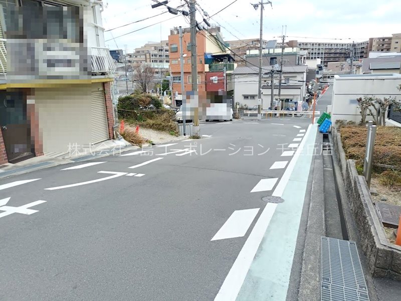 吹田市尺谷  建築条件付土地　3号地  現地写真（前面道路含む現地写真）