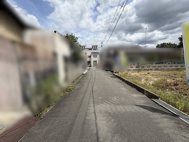 高槻市富田町3丁目　A号地　建築条件付土地 前面道路含む