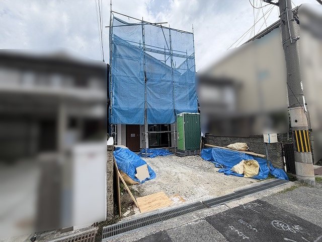 現地・建築中