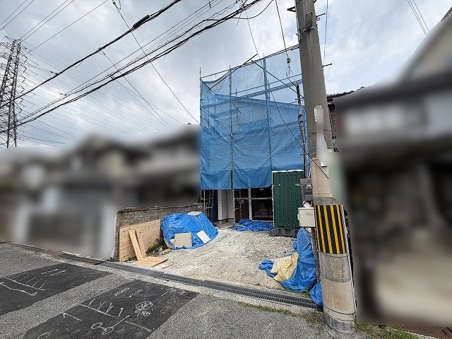 高槻市柱本6丁目　新築一戸建 現地・建築中