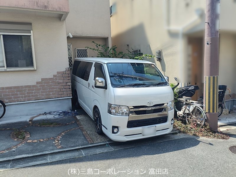 高槻市塚原２丁目　中古一戸建 駐車場