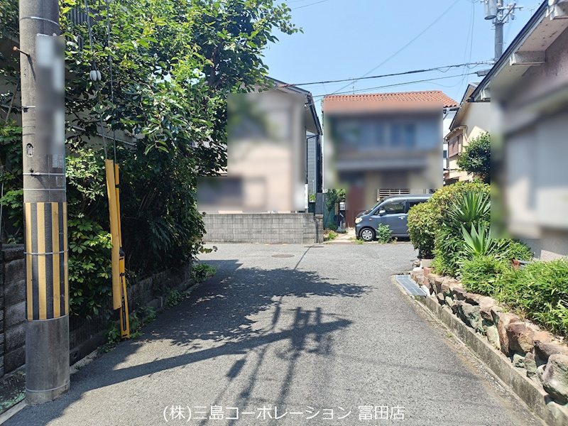 高槻市栄町４丁目　売土地 前面道路