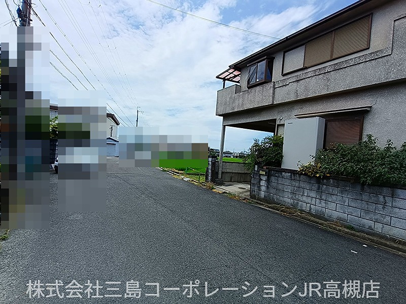 大阪府高槻市土室町 現地写真（前面道路含む現地写真）