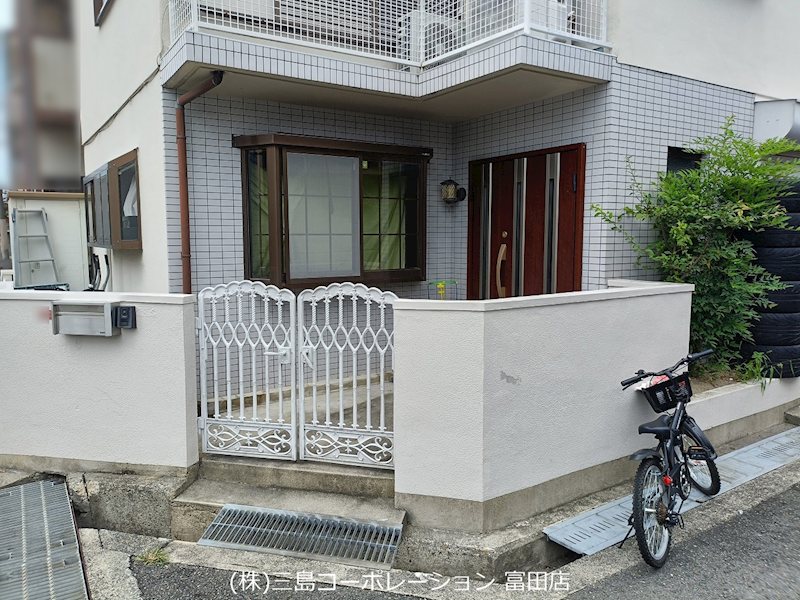 高槻市富田町５丁目　オーナーチェンジ物件 玄関