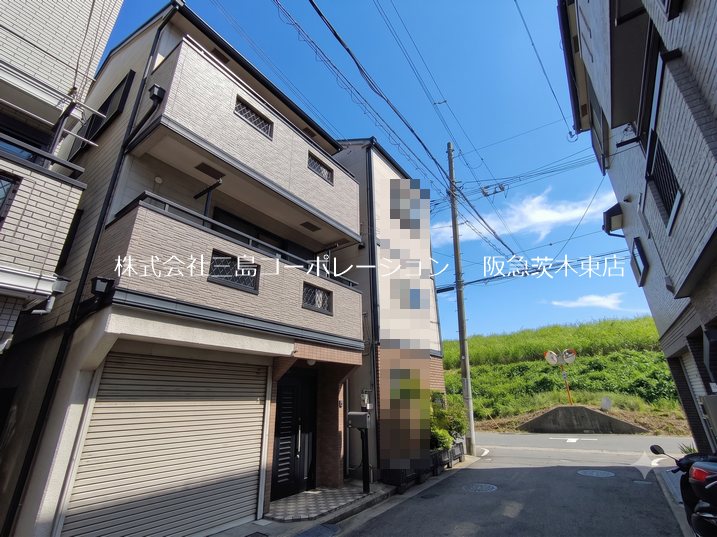 大阪府摂津市鳥飼西４丁目 現地写真（前面道路含む現地写真）