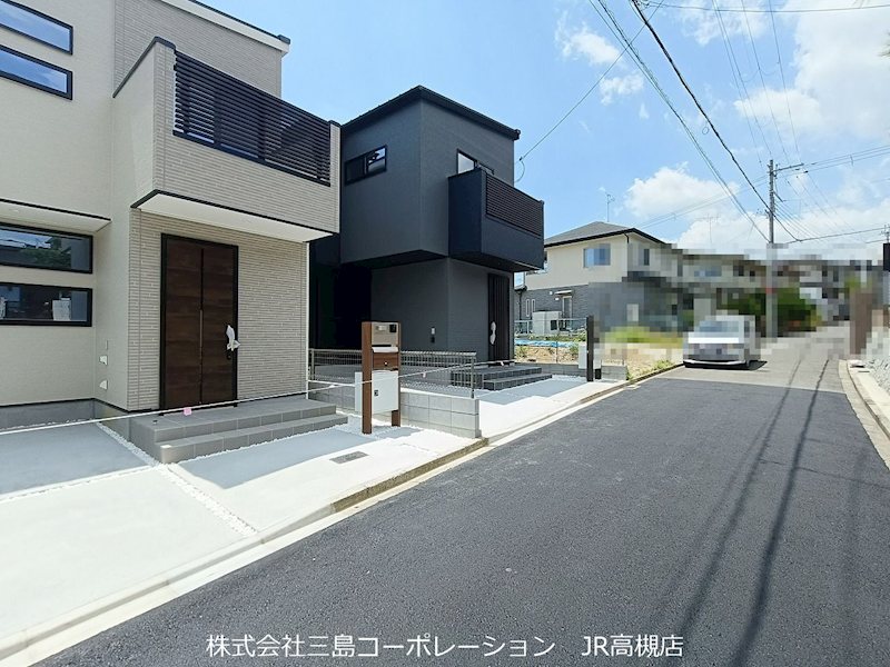 高槻市日吉台六番町　新築一戸建2号棟 現地写真（前面道路含む現地写真）