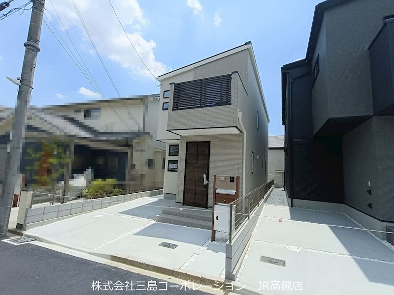 高槻市日吉台六番町　新築一戸建2号棟 現地写真（前面道路含む現地写真）