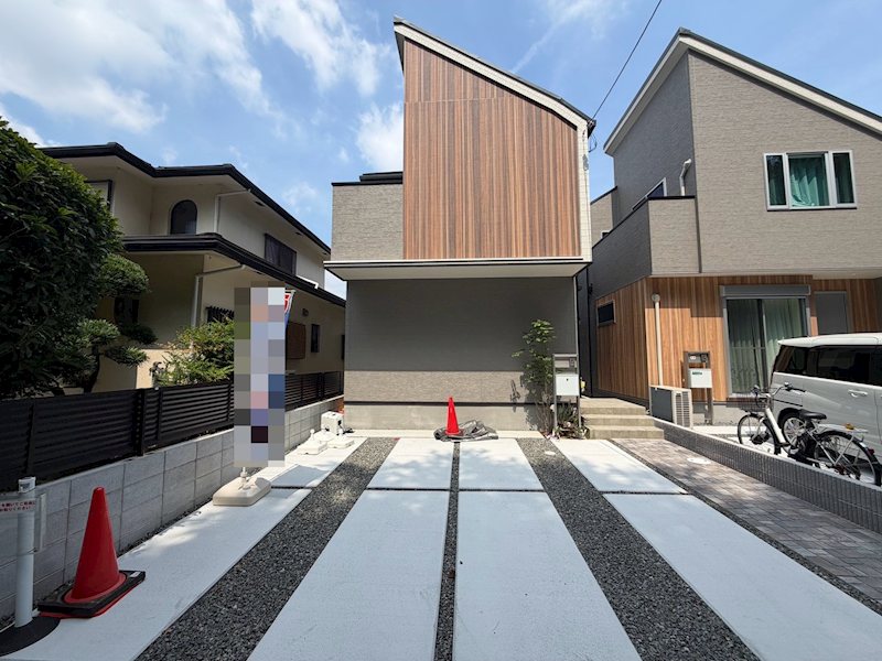 香里ケ丘4丁目MELDIA新築分譲地内B号棟 デザイナーズ住宅　敷地面積約40.34坪、駐車2台可