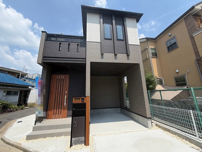 山之上2丁目全3棟新築分譲地内3号棟 角地！敷地面積約29.56坪、駐車2台可（普通＋軽）