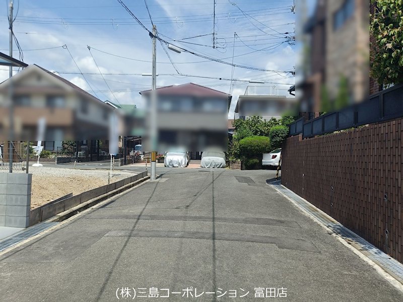 高槻市昭和台町２丁目　売土地　2号地 前面道路