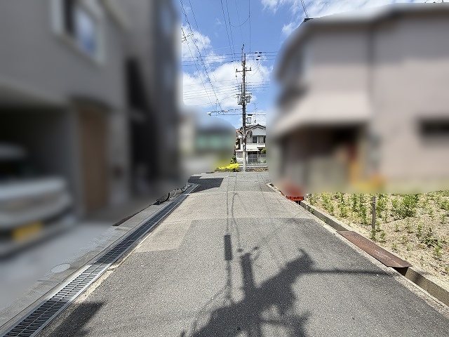 高槻市寿町3丁目　新築一戸建 前面道路含む