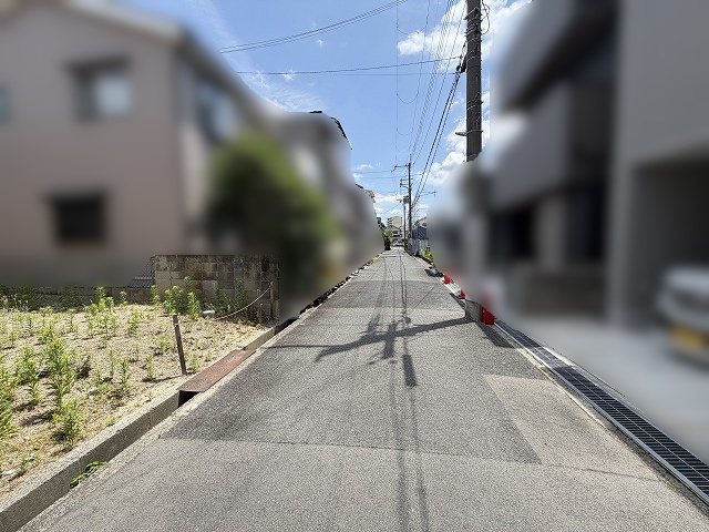高槻市寿町3丁目　新築一戸建 前面道路含む