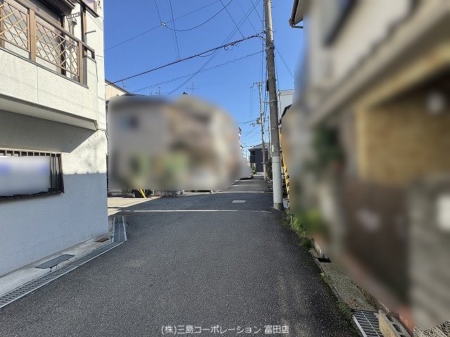 高槻市寿町２丁目　中古一戸建 前面道路