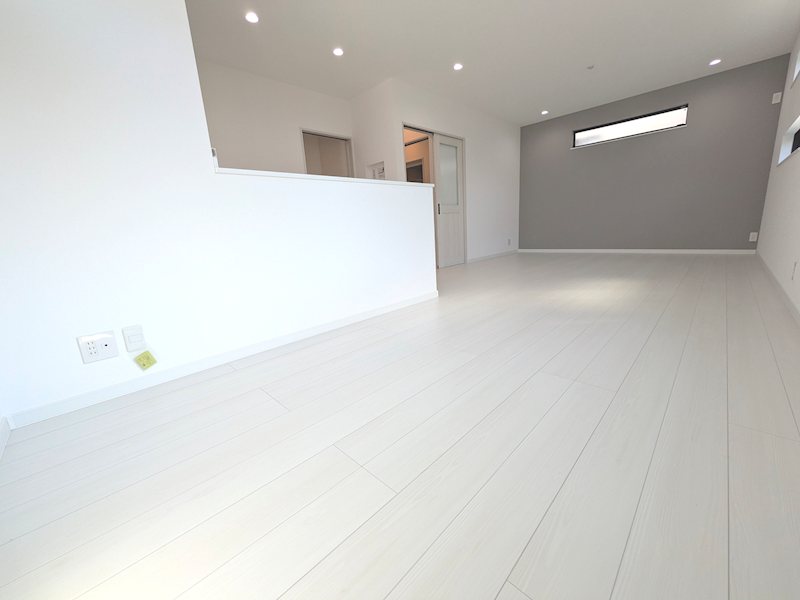 茄子作4丁目限定1邸新築分譲住宅 (プレサンスアージュ) 2階に広々明るい18帖LDK